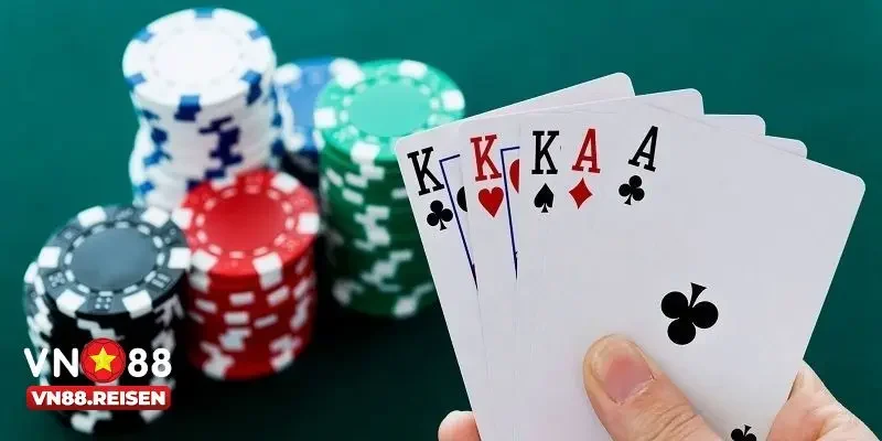 Cách Chơi Xì Tố - Hướng Dẫn Chi Tiết Từ Cơ Bản Đến Nâng Cao 3 Hướng dẫn cách chơi xì tố cơ bản